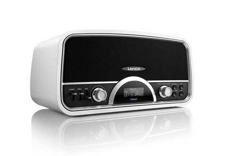 Robinsons-LENCO-Retro-Bluetooth-Speaker-with-FM-Radio