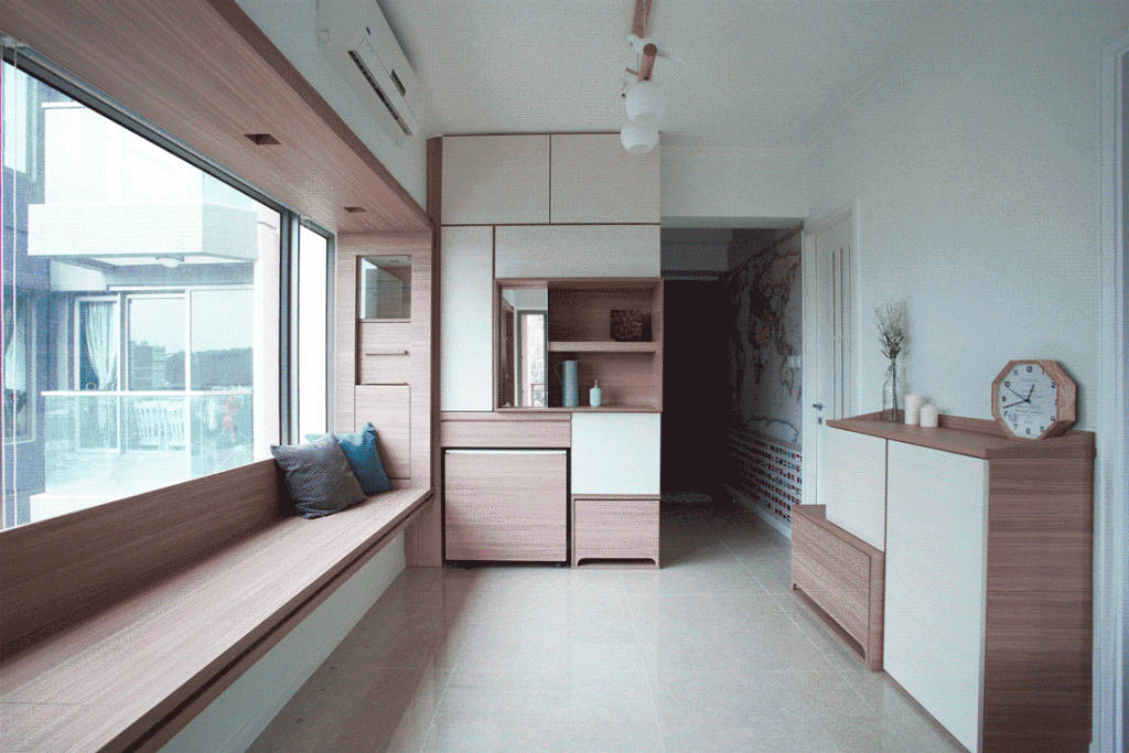 Minimalist interior design transformer apartment in Hong 